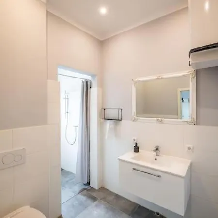 Gemächliche Haushälfte Mit 4 Schlafzimmern Brunsbuttel