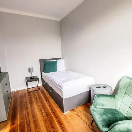 Apartment Gemächliche Haushälfte Mit 4 Schlafzimmern