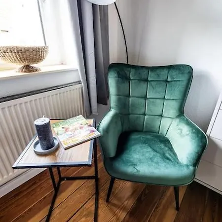 Apartment Gemächliche Haushälfte Mit 4 Schlafzimmern *